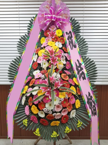 상암 월드컵컨벤션 웨딩홀 오랜 시간 함께해 온 단골 고객사 대표님이 의뢰하신 명품 화환